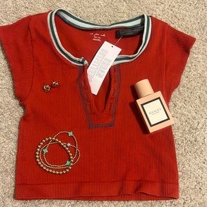 Urban Outfitters out from under top 🫶